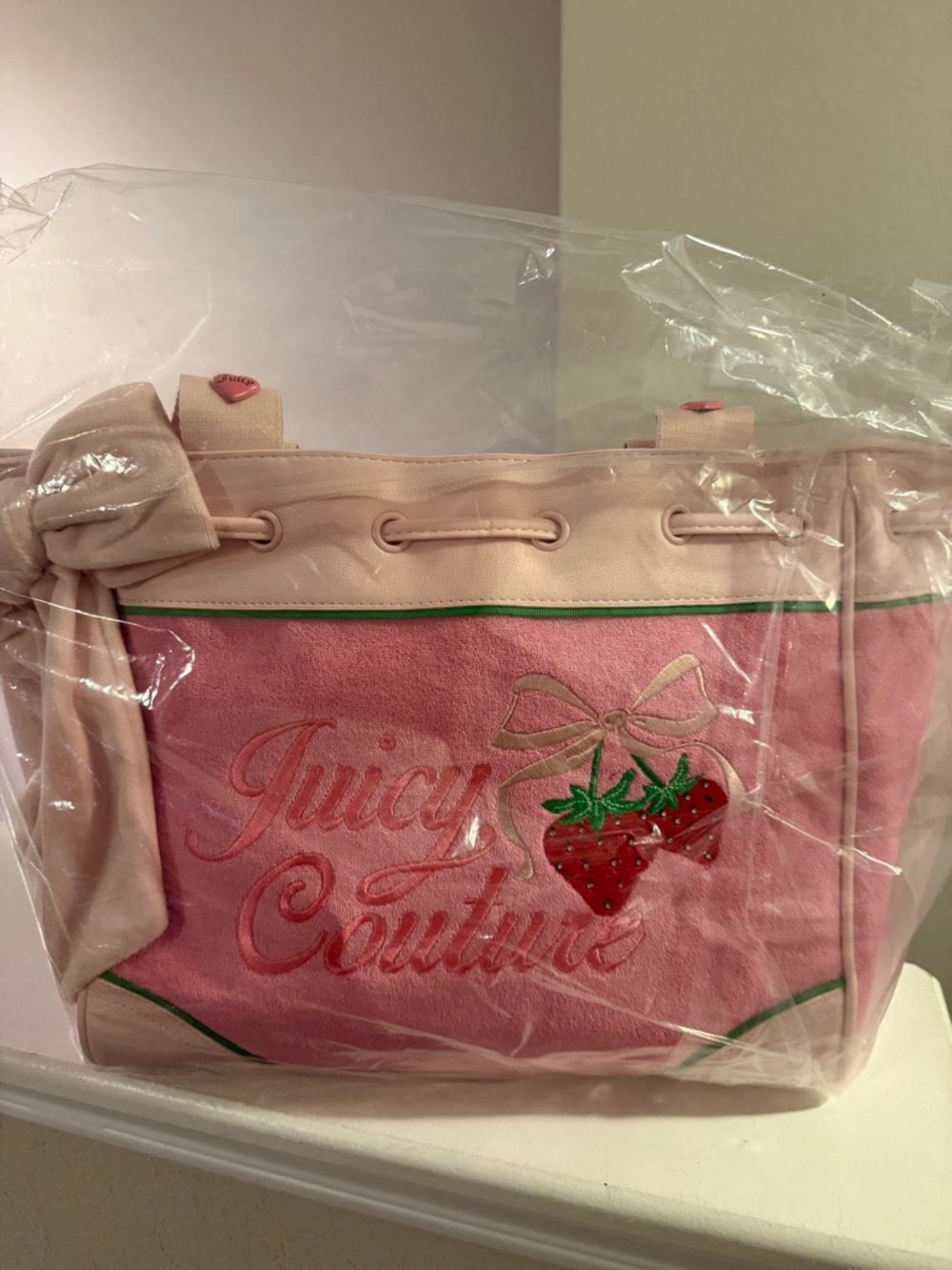 NWT Juicy Couture Pink Strawberry 🍓 Daydreamer Tote